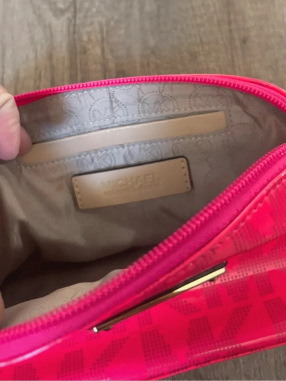 Michael Kors Bright Pink Logo-Printed Patent Material Cosmetic Bag W/Gold Plaque